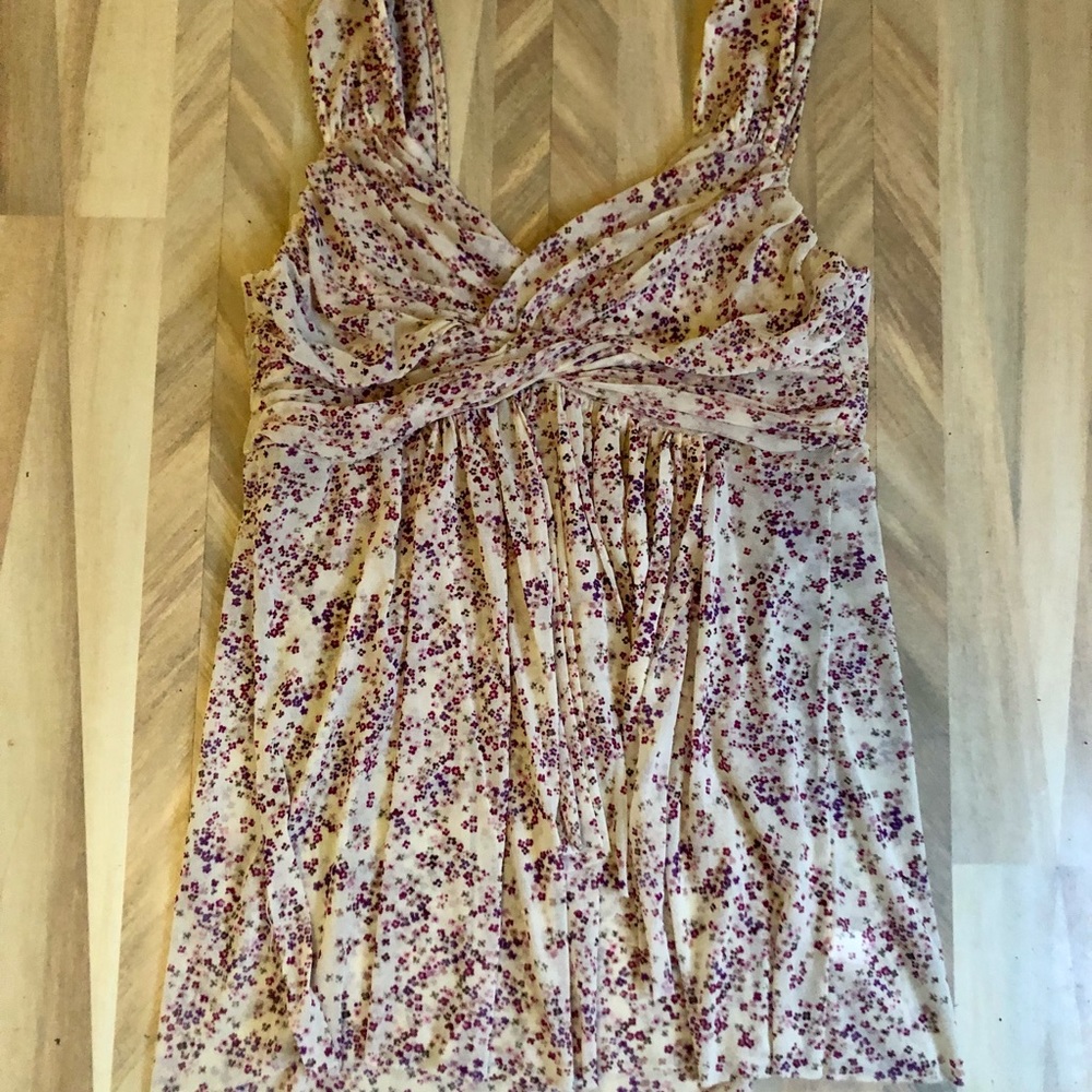 NWOT- 2 beautiful floral tops - Picture 4 of 5